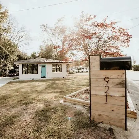 The Turquoise Door Modern Rustic In Town Of Lexington Villa Exterior photo